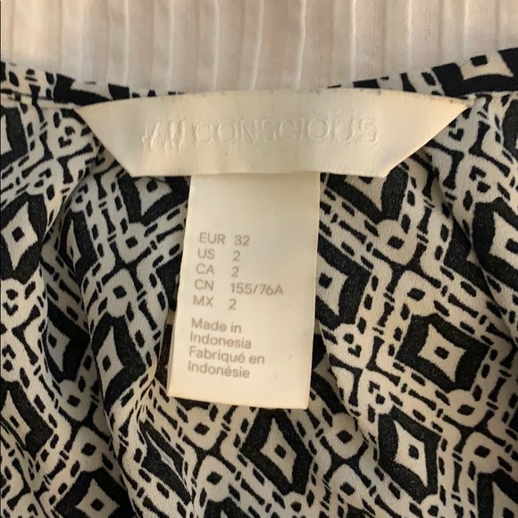 H&M Patterned Blouse - Picture 3 of 7